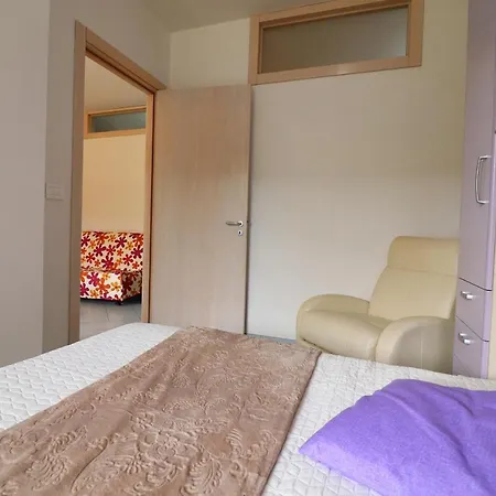 Holidays Home Claudia 6 People Дом отдыха