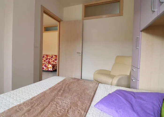 Holidays Home Claudia 6 People Дом отдыха