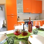 Vakantiehuis Holidays Claudia 6 People
