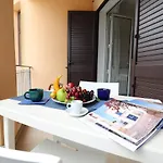 Vakantiehuis Holidays Claudia 6 People *