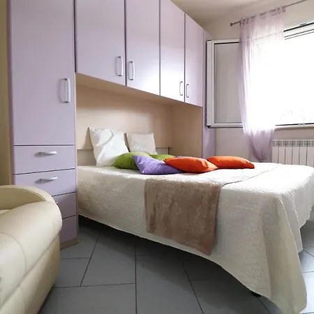 Будинок відпочинку Claudia A 6 Posti