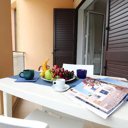 Будинок відпочинку Claudia A 6 Posti *