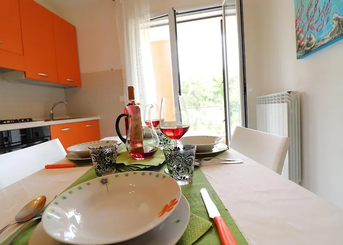 Holidays Home Claudia 6 People 펜션 오트란토