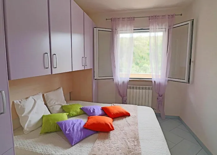Claudia A 6 Posti Holiday home *